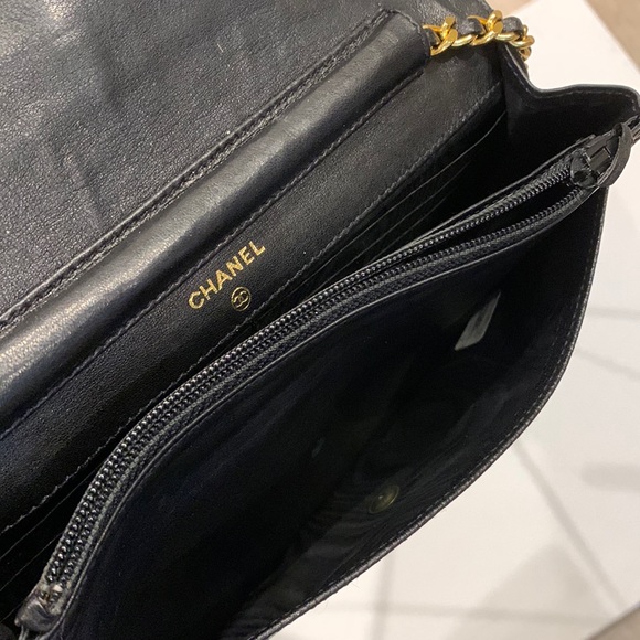 🦄🖤 CHANEL RARE Vintage “3 Series” Secret Wallet Chain WOC Leather Gold HW Bag - Picture 8 of 16